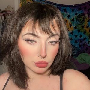 Meet your Posher, Aliviah